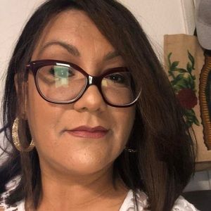 Meet your Posher, Rosemary aurelio